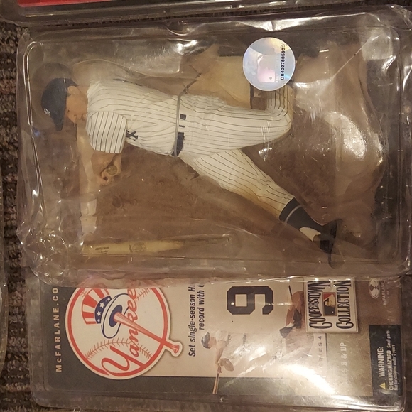 Mcfarlane toys football and baseball 20$ each - Picture 12 of 16